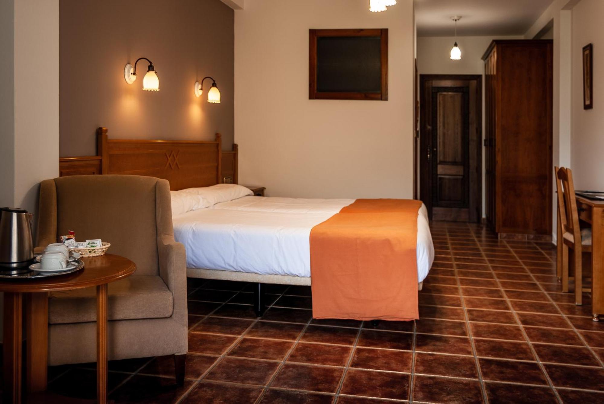La Fragua Ii Hotel