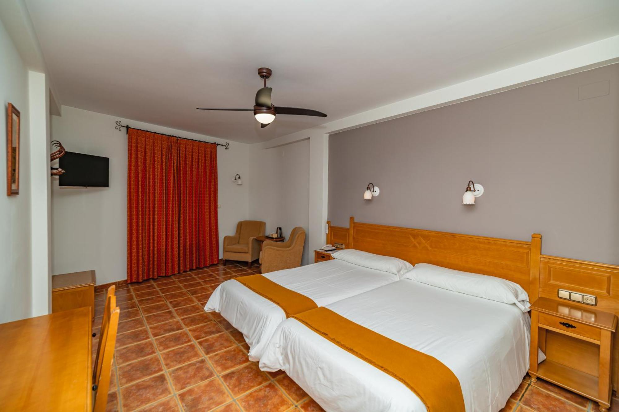 La Fragua Ii Hotel